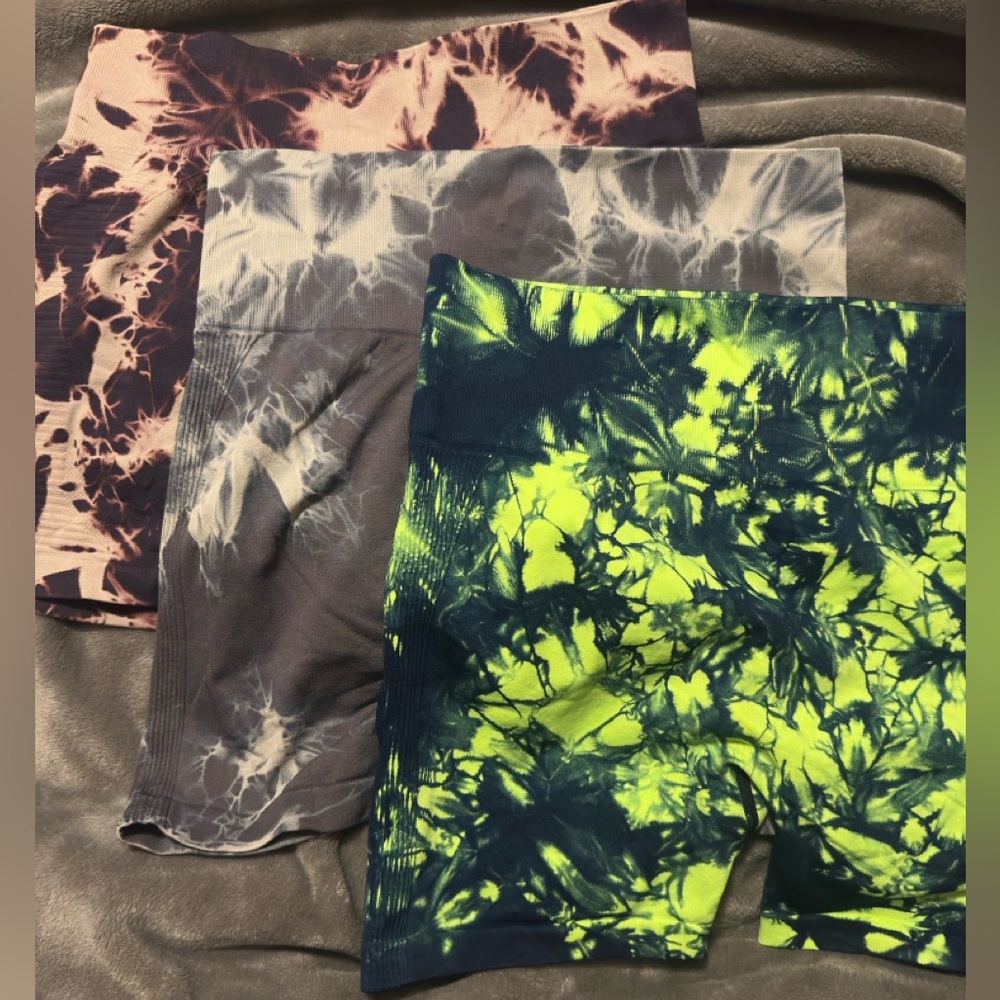Tie-Dye Patterned Shorts Set